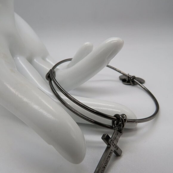 Alex Ani Cross Charm Bangle Bracelet Gun Metal Gray Tone Adjustable - Picture 8 of 8